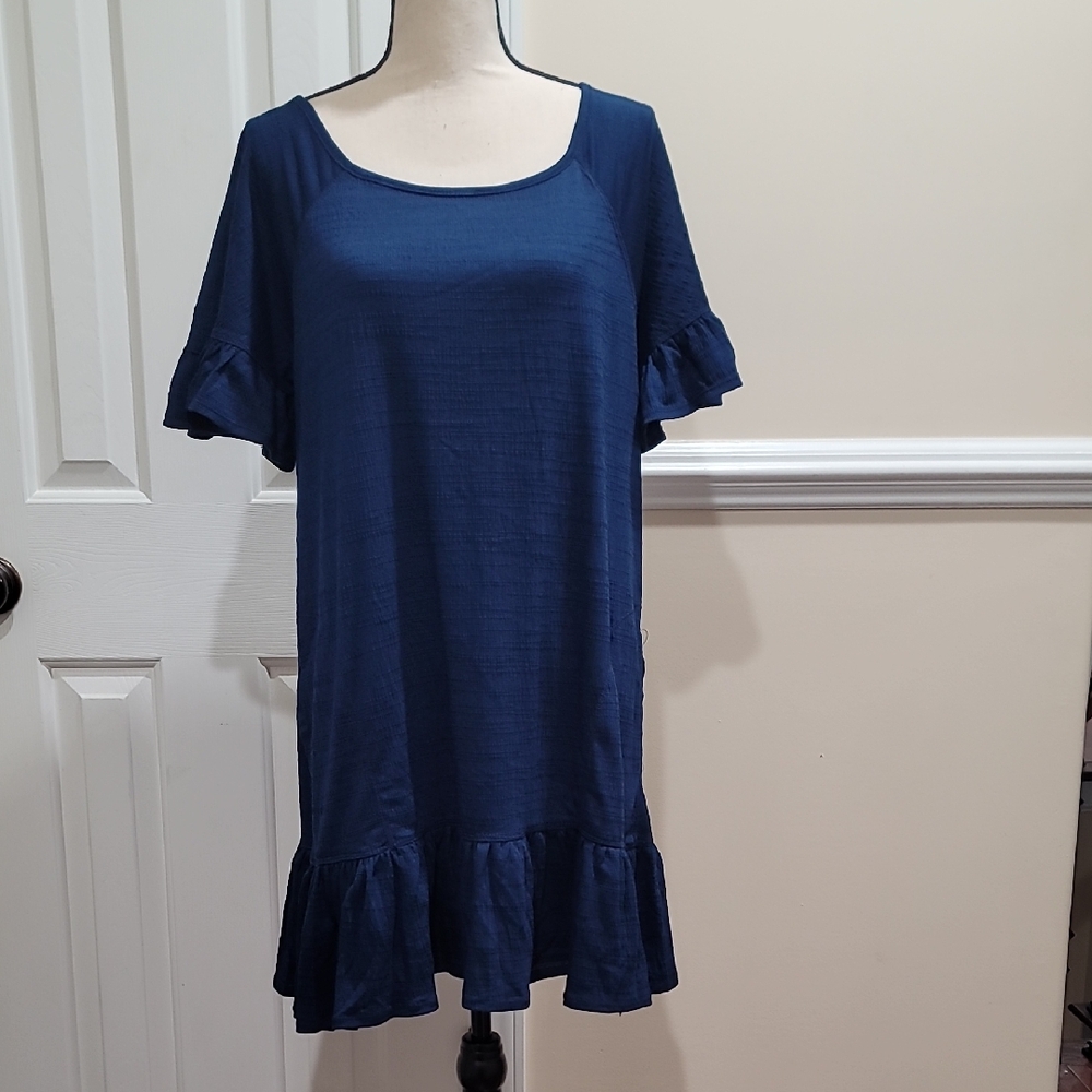 Max Studio Navy Ruffle Sleeve Tunic